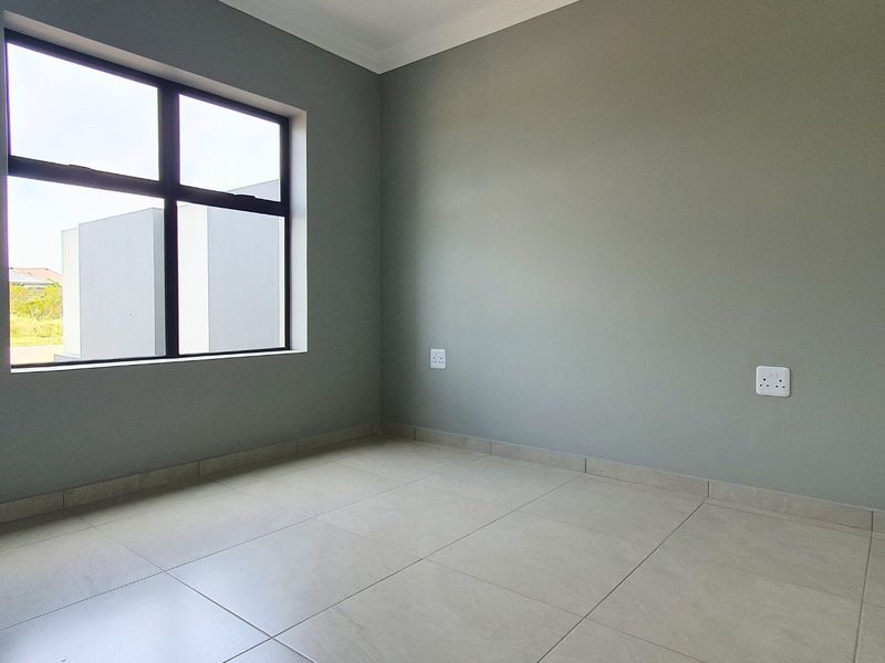 Paradise Coast Eco Estate – Serene Duet Living by the Coast - Photo 3