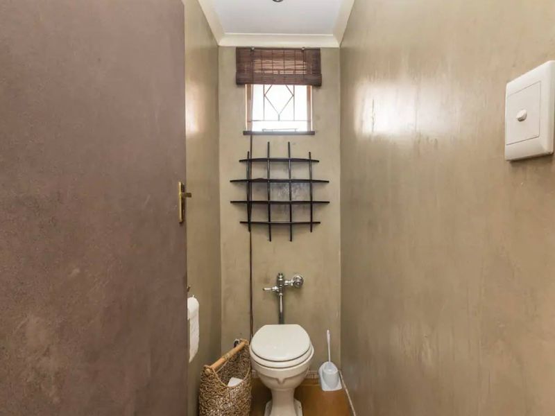 2 bed /1 bath apartment in Illovo- FURNITURE INCLUDED! - Photo 10