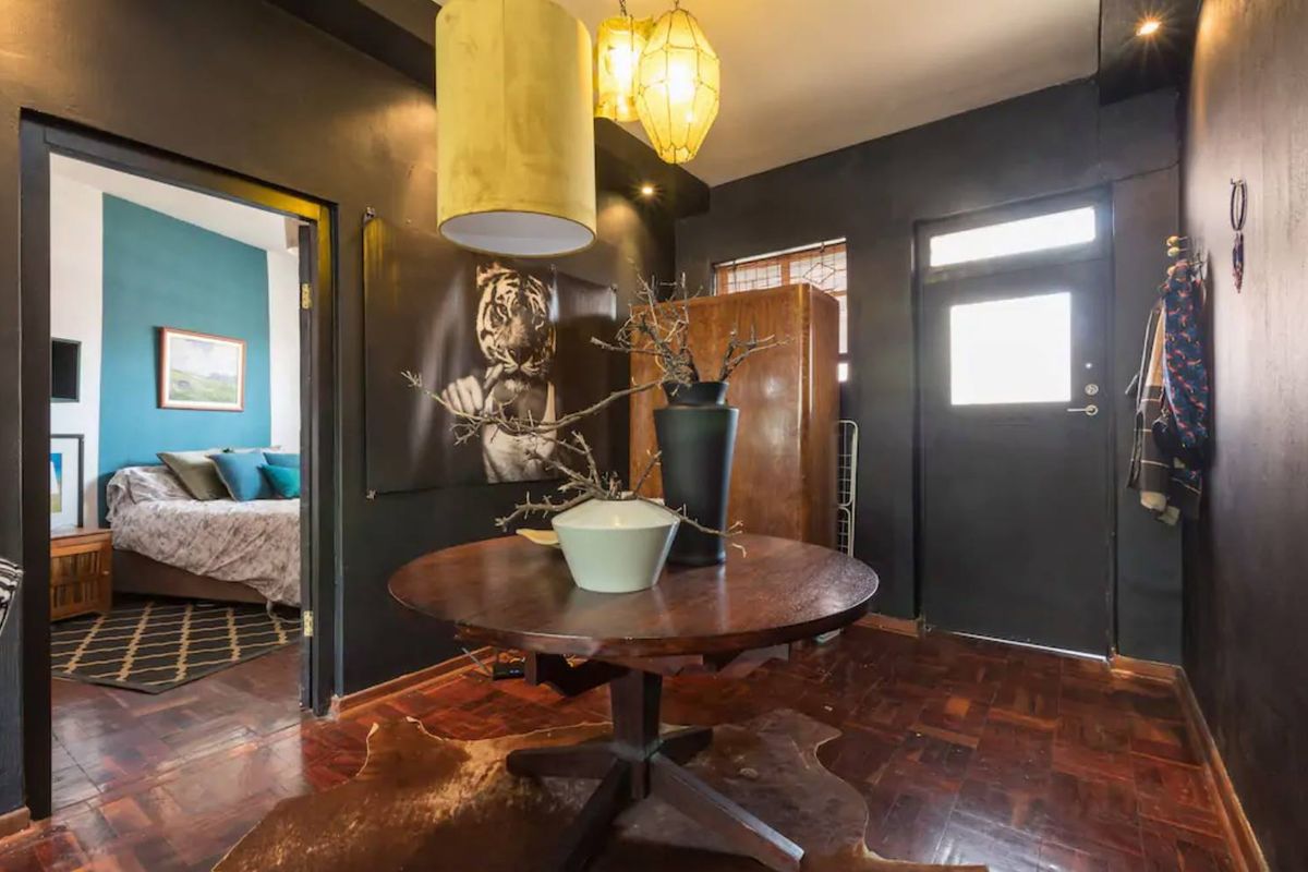 2 bed /1 bath apartment in Illovo- FURNITURE INCLUDED! - Photo 3