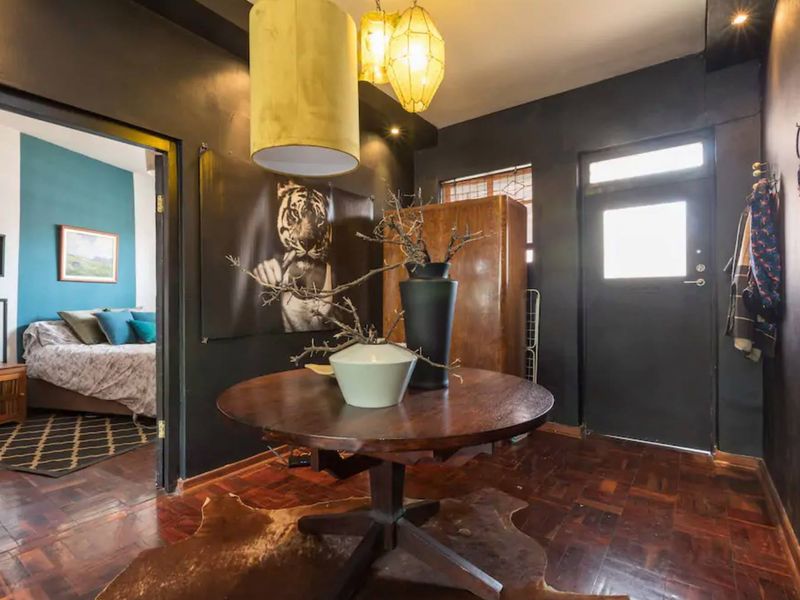 2 bed /1 bath apartment in Illovo- FURNITURE INCLUDED! - Photo 3