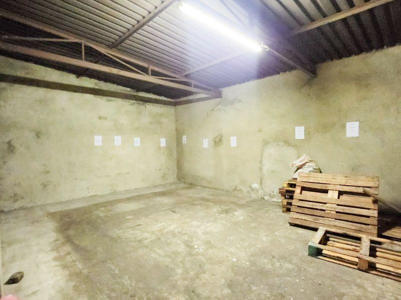 Prime Industrial Property Featuring Offices, Warehouse, and Boardroom! - Photo 7