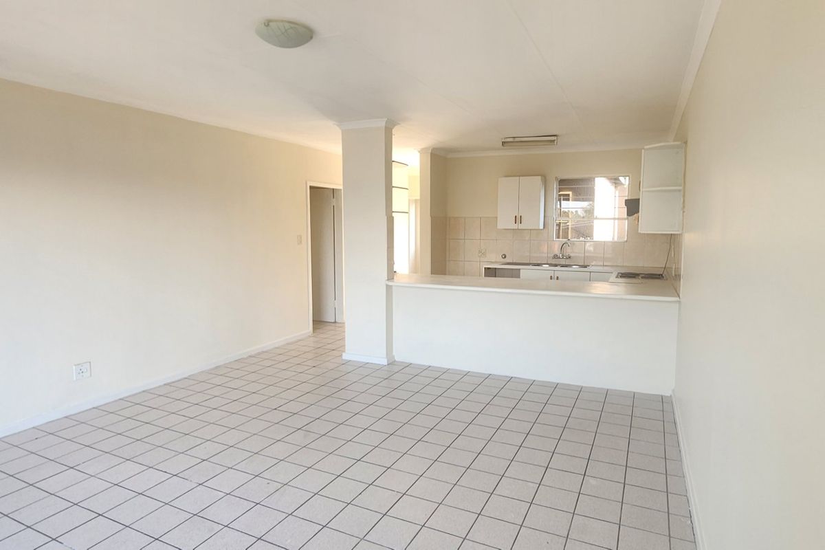 AFFORDABLE & PRACTICAL FIRST TIME BUY,  IDEAL ENTREPRENEURS OR INVESTORS, WIERDA PARK / ELDORAIGNE - Photo 5