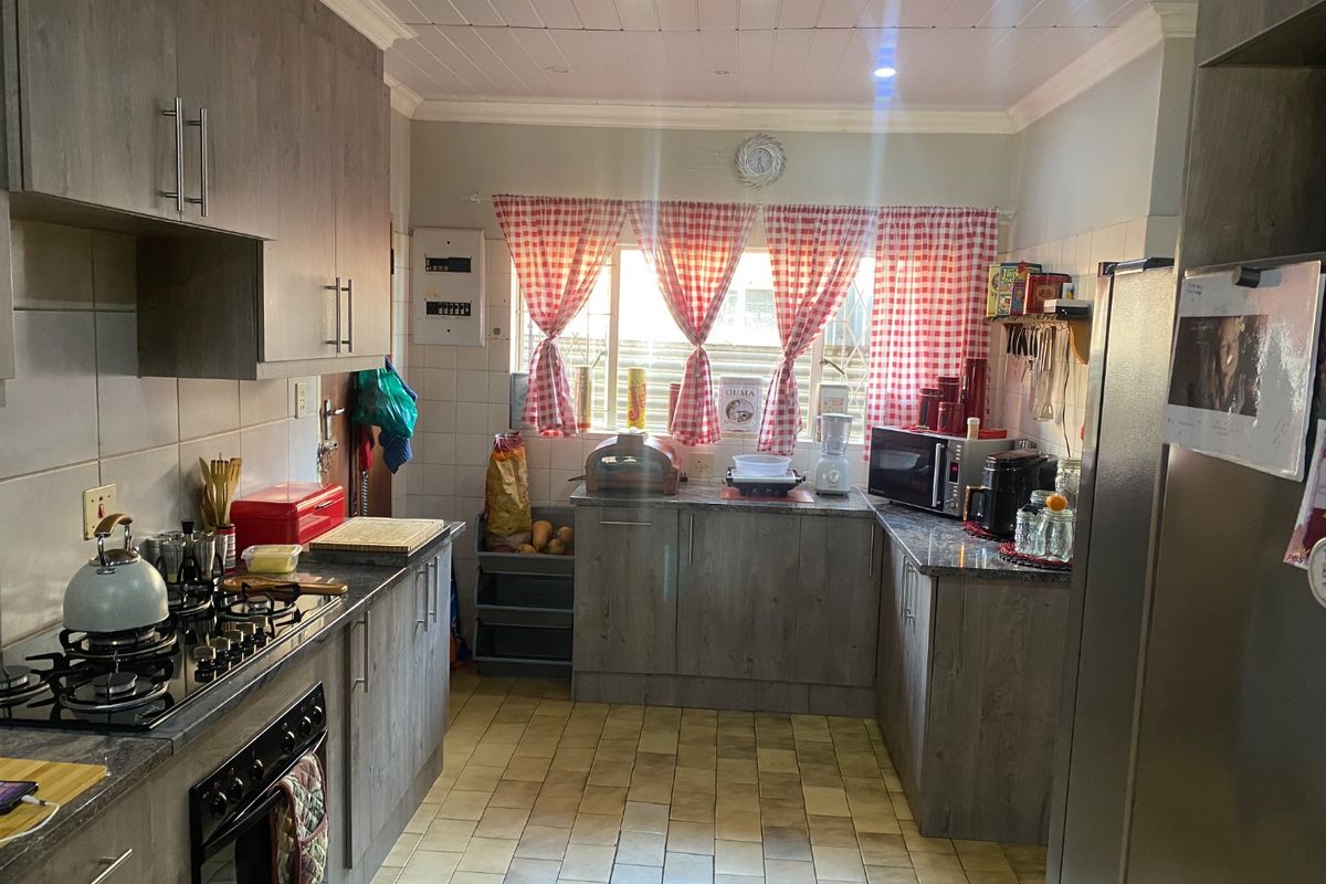 Complex with 5 units (3 bedrooms) for sale in Ferreira - Photo 4