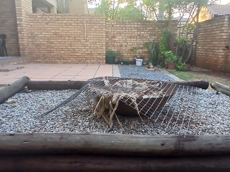 2 Bed House in Monavoni for Sale - Photo 6