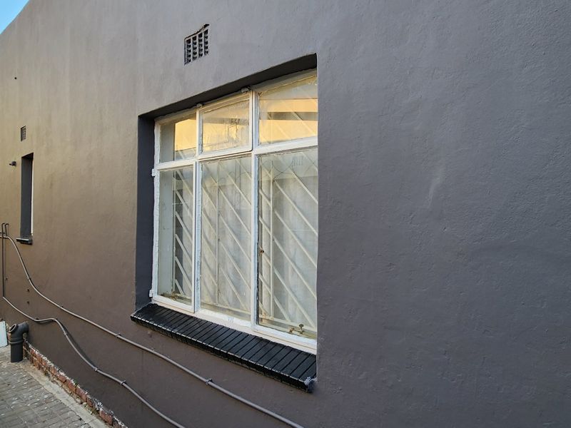 THE IDEAL INVESTMENT FOR THE RIGHT INVESTOR LAUDIUM CENTURION! - Photo 4