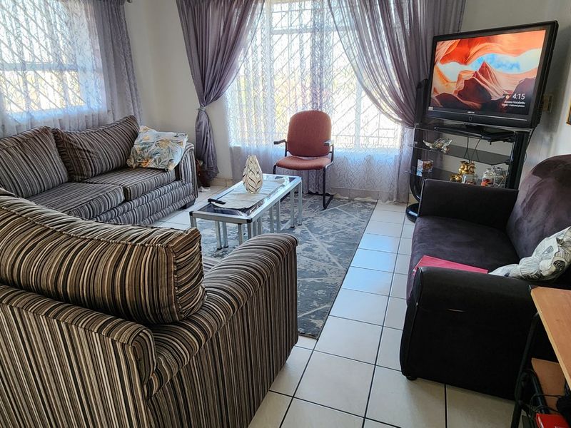 THE IDEAL INVESTMENT FOR THE RIGHT INVESTOR LAUDIUM CENTURION! - Photo 6