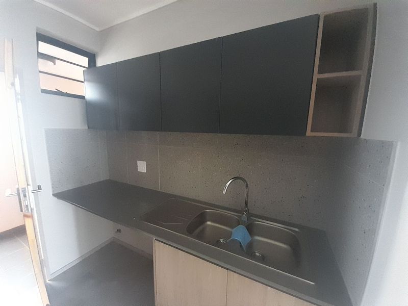 Stylish Apartment for sale in a Lifestyle Estate in Amberfield-City -  - Photo 6