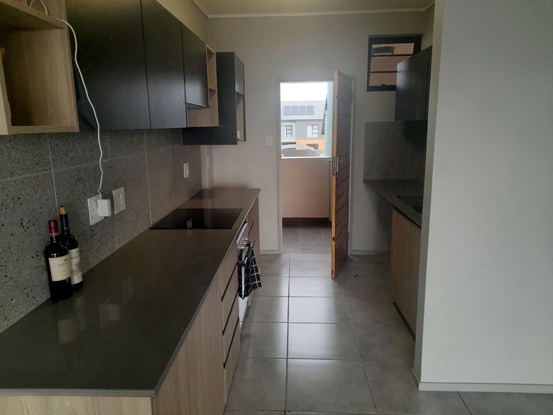 Stylish Apartment for sale in a Lifestyle Estate in Amberfield-City -  - Photo 2