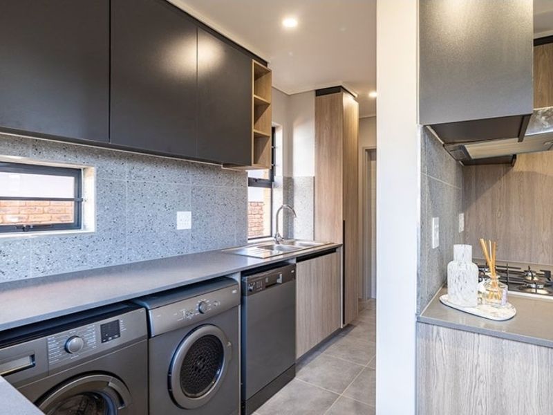 Double storey Houses for sale in Amberfield City -Buy direct from the Developer ALL COSTS INCLUDED 98% SOLD OUT - Photo 6