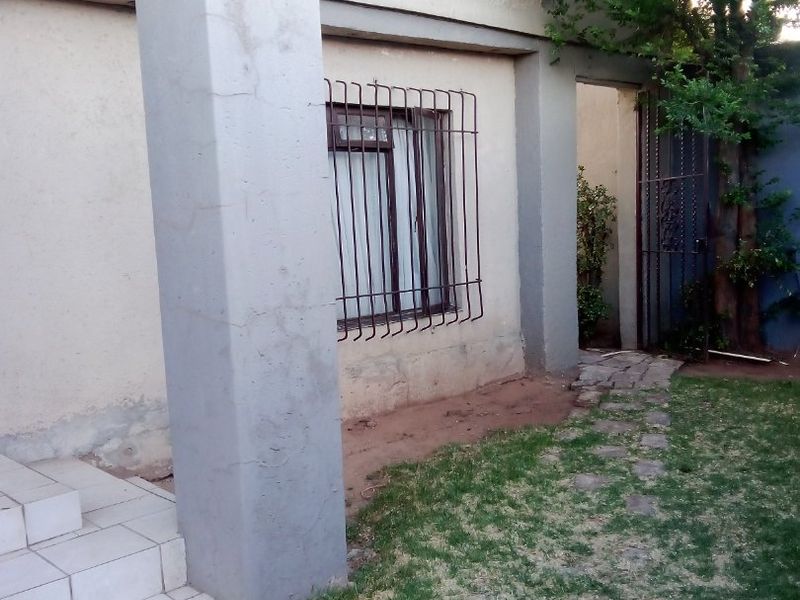 Student Accomodation with CoJ Consent - Photo 2