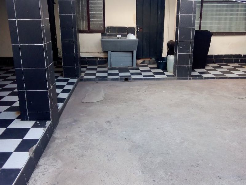 Student Accomodation with CoJ Consent - Photo 9