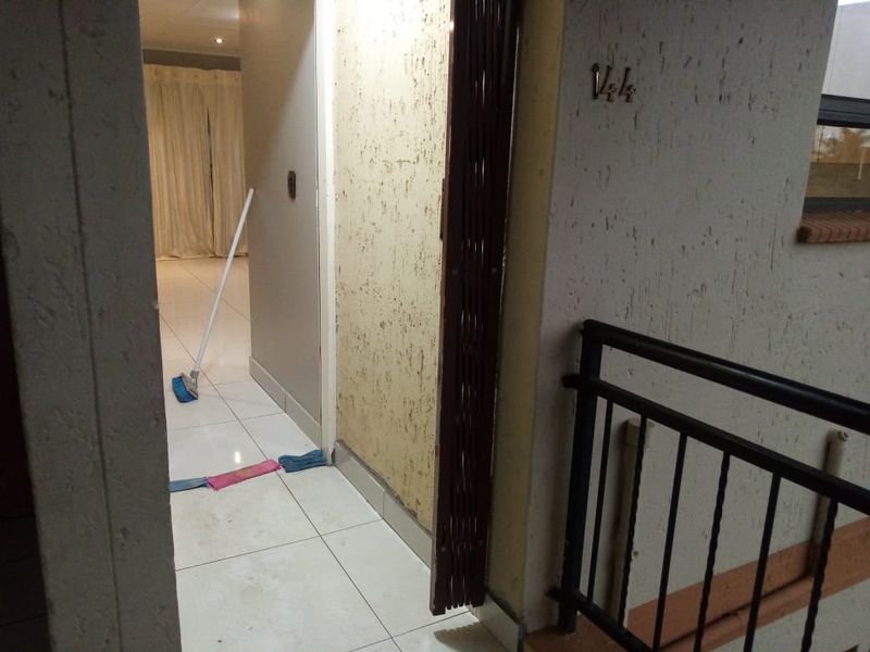 2 bedroom 1 bathroom ground first unit  - Photo 10