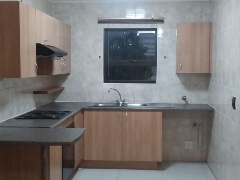 2 bedroom 1 bathroom ground first unit  - Photo 7