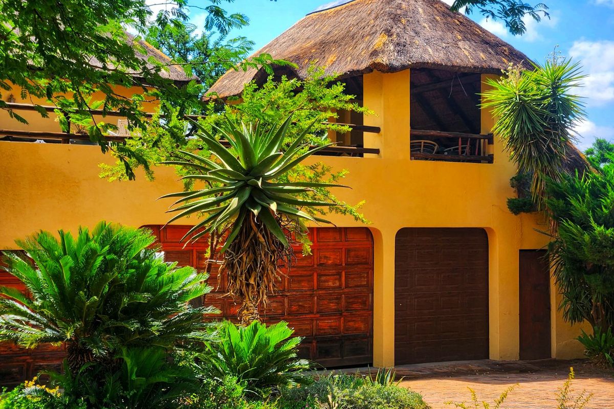 Experience Timeless Elegance and Modern Comfort in This Distinctive 4-Bedroom Home - Photo 2