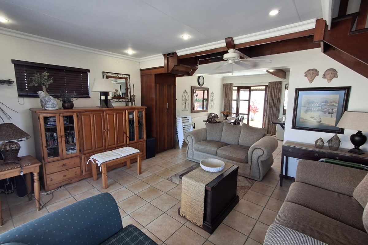 Beachfront Townhouse With Ocean views And Direct Beach Access!!! - Photo 2