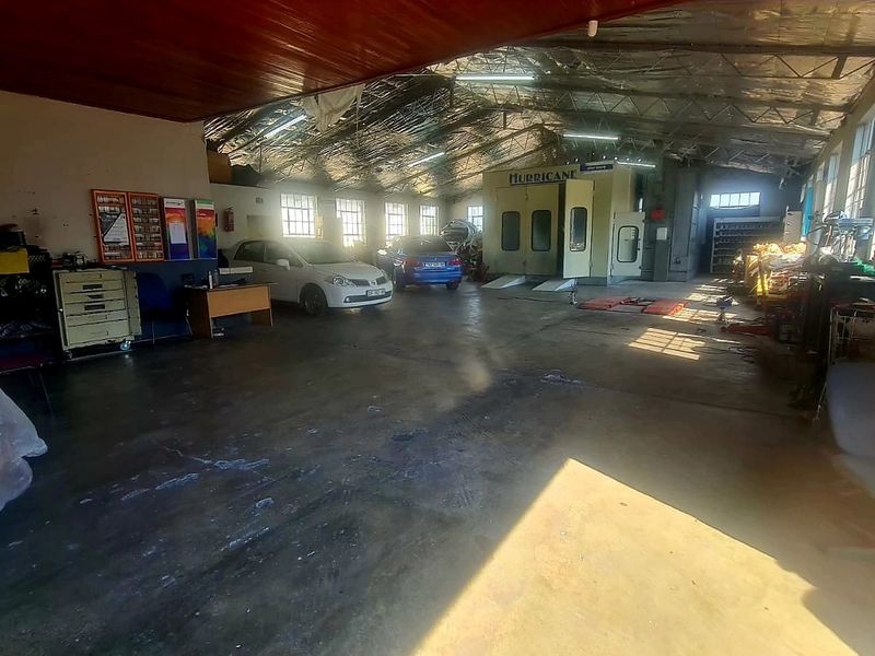 Commercial Building, Mixed Use, Retail, light Industrial and Office - Photo 2