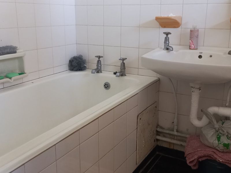 Investment property in South beach - Photo 9