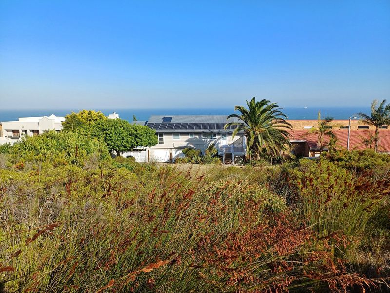 Elevated 600 sqm Stand with Spectacular Sea Views in Reebok - Photo 1