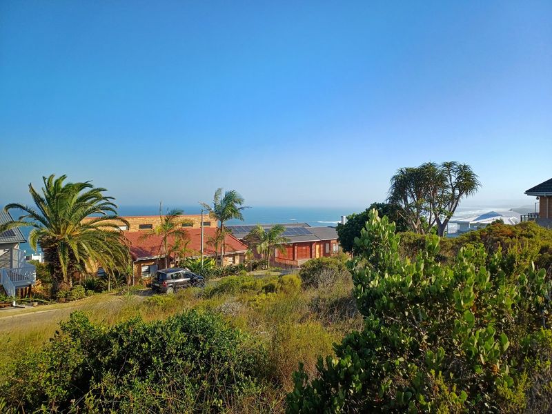 Elevated 600 sqm Stand with Spectacular Sea Views in Reebok - Photo 7