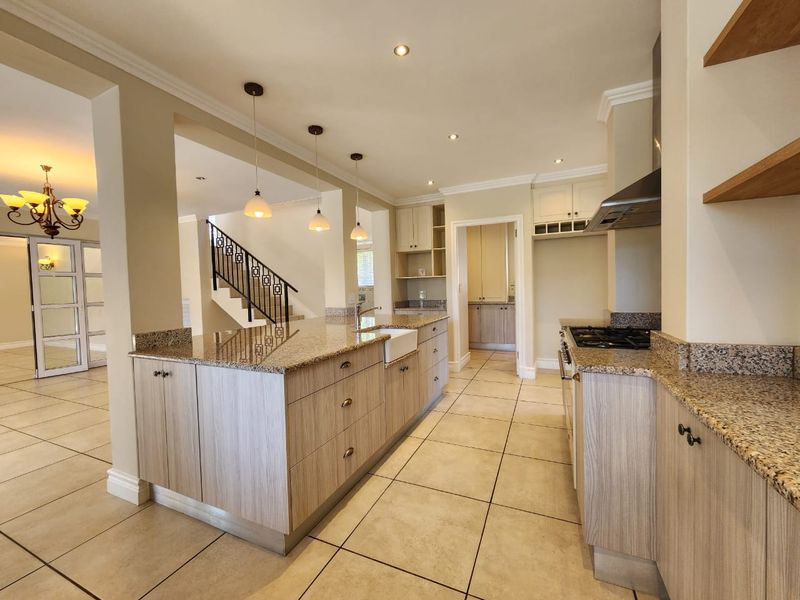 Immaculate multi living home close to the lagoon and beach for sale in Sedgefield - Photo 5