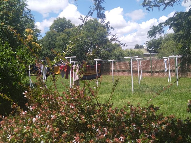 Lovely 2 Bedroom Apartment for Rent in Willows, Bloemfontein - Photo 4