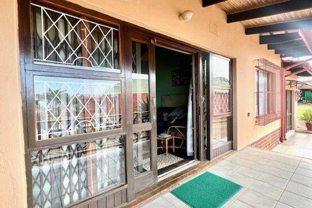 Prime Investment Opportunity In Manaba Beach - Photo 2