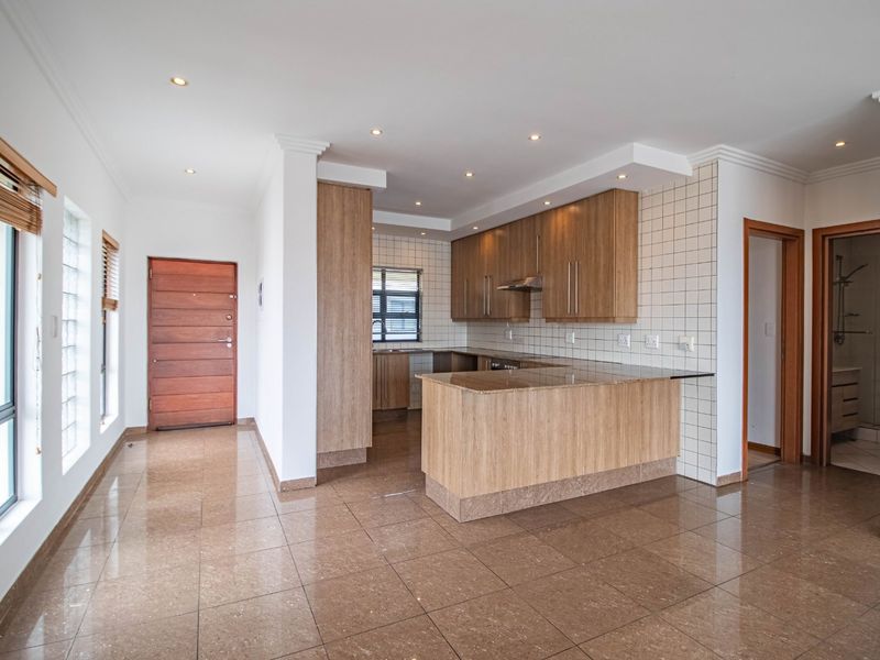 2 BEDROOM APARTMENT FOR SALE IN BEDFORD - Photo 3