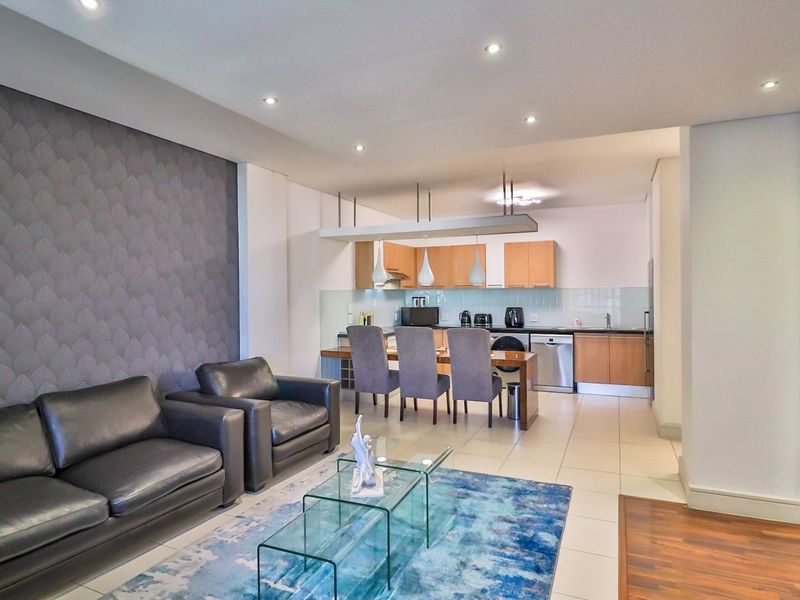 2 Bedroom Apartment For Sale in Bedford Centre - Photo 2