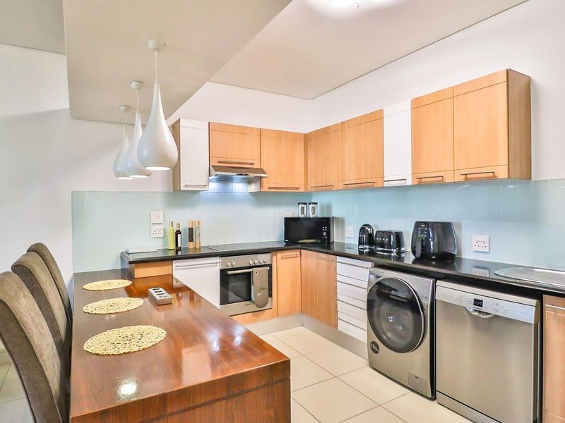 2 Bedroom Apartment For Sale in Bedford Centre - Photo 1
