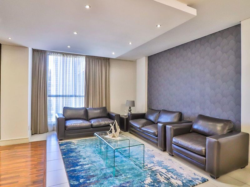 2 Bedroom Apartment For Sale in Bedford Centre - Photo 7