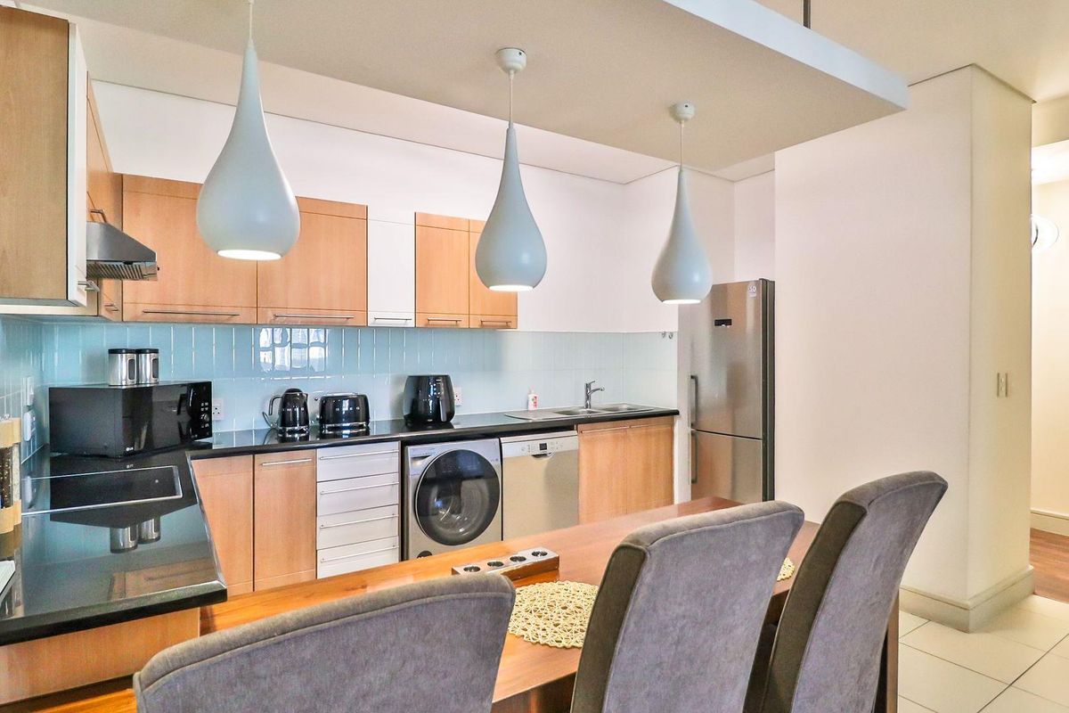 2 Bedroom Apartment For Sale in Bedford Centre - Photo 5