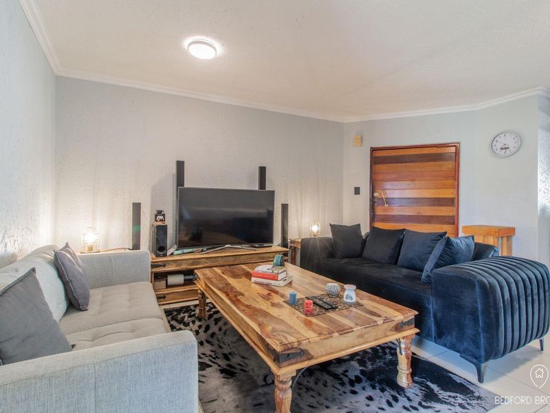 3 BEDROOM GARDEN TOWNHOUSE FOR SALE IN BEDFORDVIEW - Photo 3