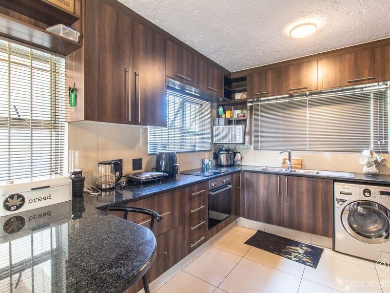 3 BEDROOM GARDEN TOWNHOUSE FOR SALE IN BEDFORDVIEW - Photo 6