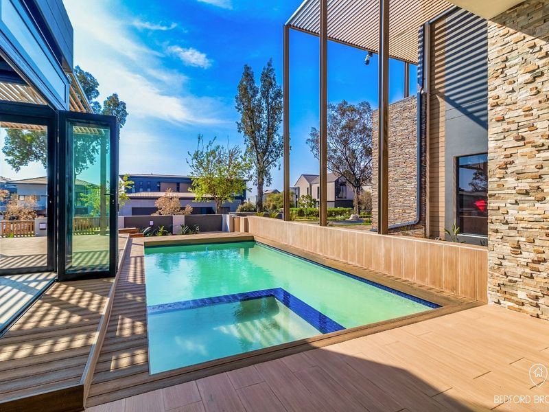 6 BEDROOM HOME FOR SALE AT THE NEIGHBOURHOOD - Photo 4