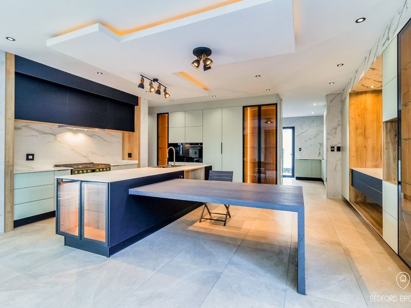 6 BEDROOM HOME FOR SALE AT THE NEIGHBOURHOOD - Photo 7