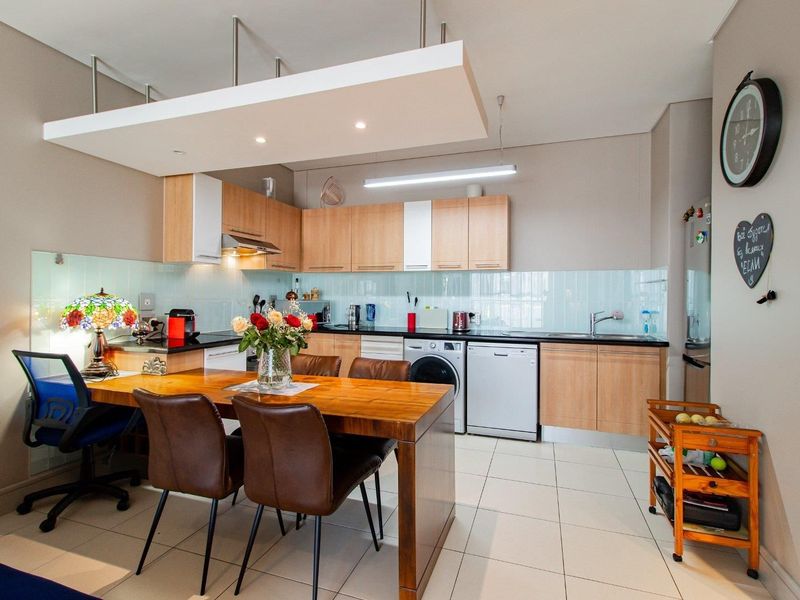 2 Bedroom Apartment for Sale - Photo 3