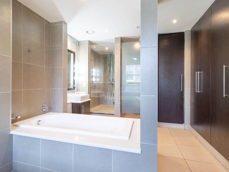 CALLING ALL INVESTORS AND FIRST TIME HOME OWNERS!!! - Photo 8