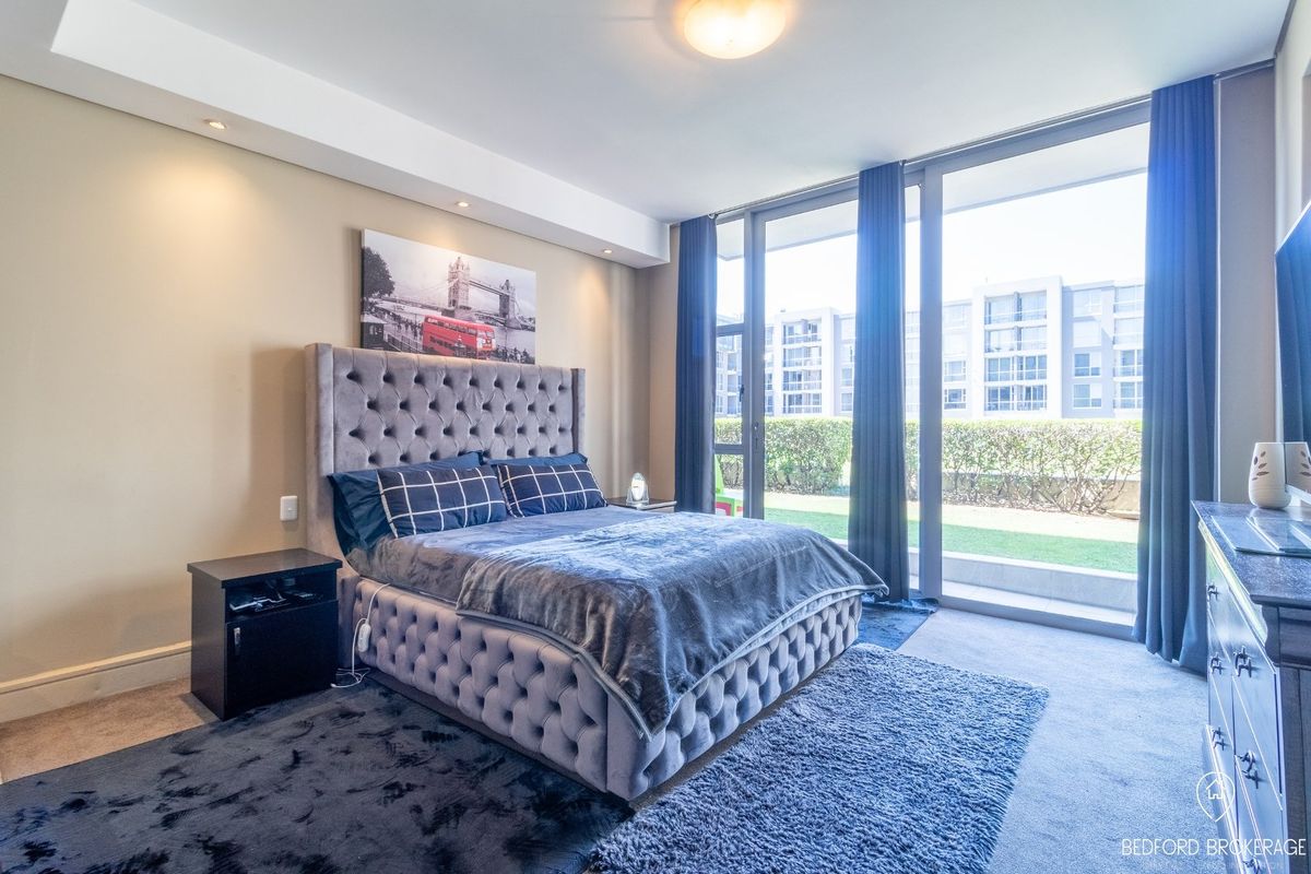 STUNNING 2 BEDROOM GARDEN UNIT FOR SALE AT BEDFORD - Photo 3