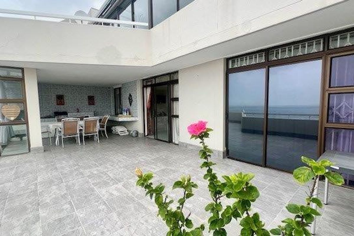 Cozy Coastal Apartment With Ocean Views - Photo 4