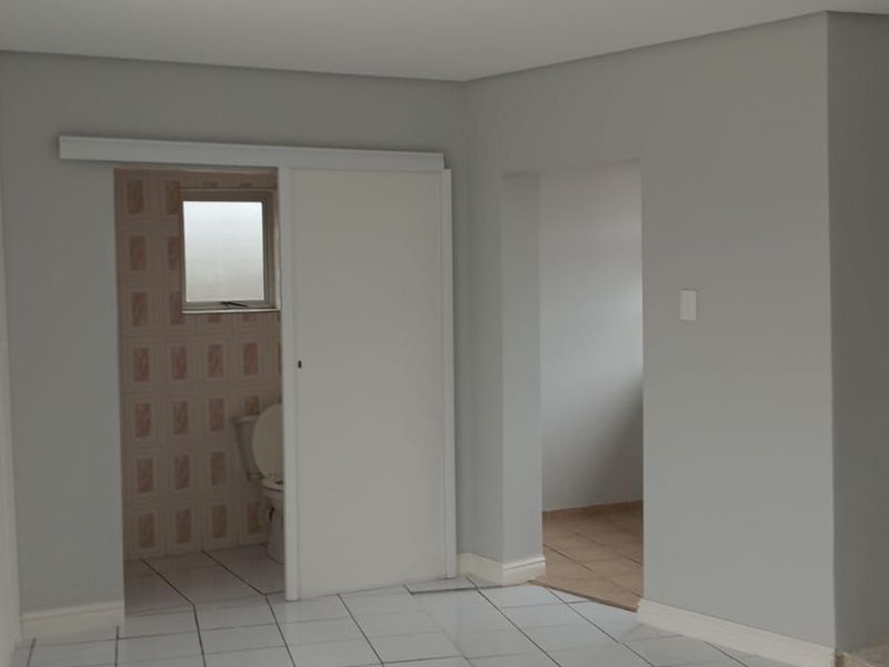Spacious family home in Oslo Beach, secure living - Photo 7