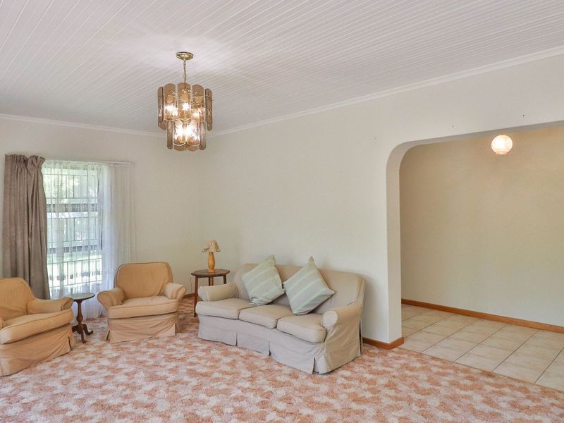 A Charming Family Home with Endless Potential on Sedgefield’s Island.  - Photo 9