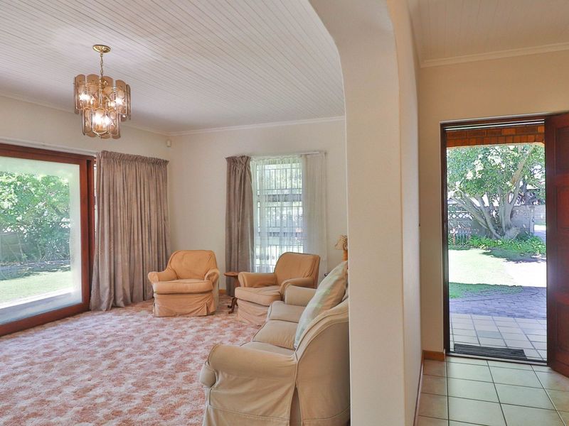 A Charming Family Home with Endless Potential on Sedgefield’s Island.  - Photo 10