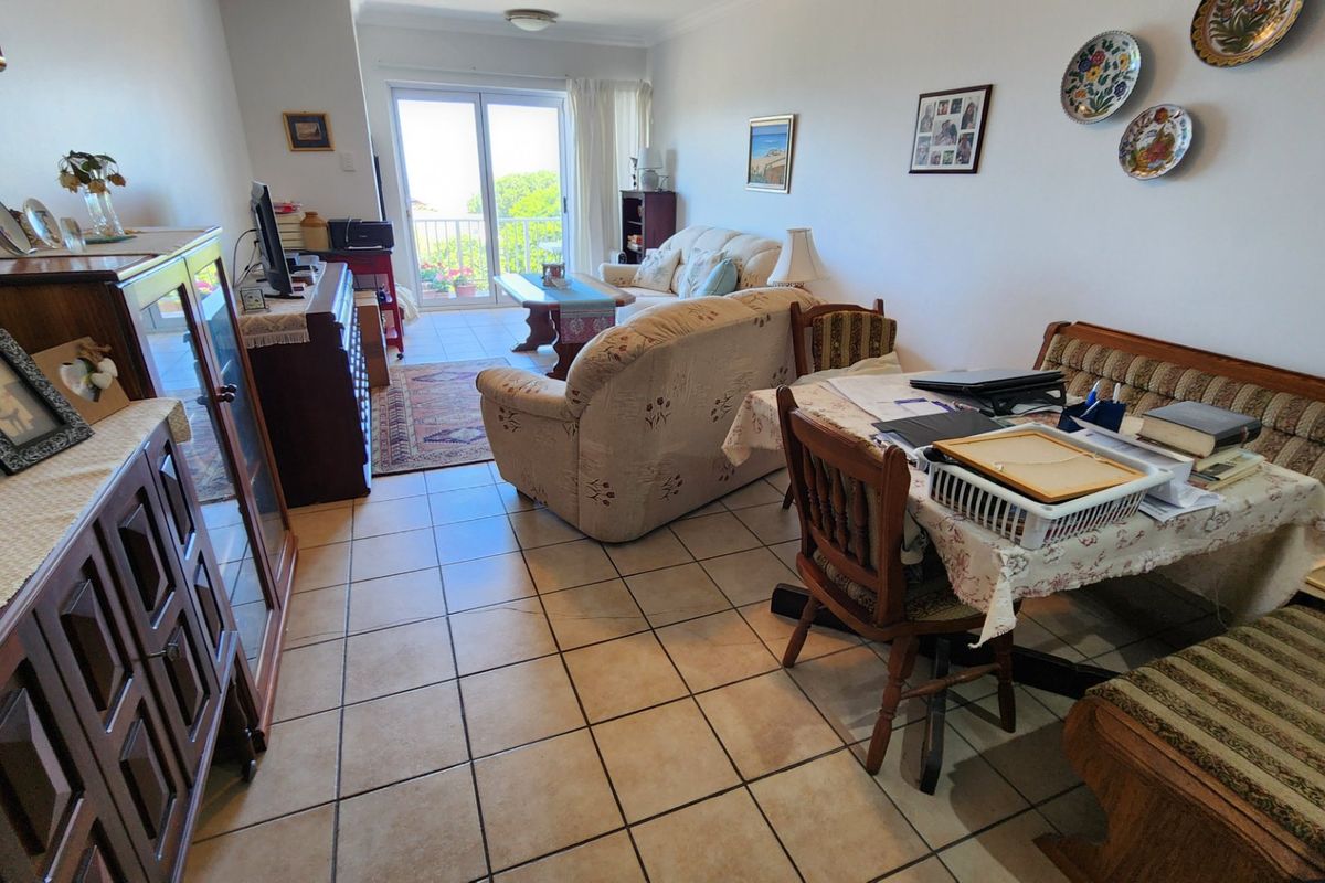 Very Neat.... Apartment with Sea Views !!! - Photo 5