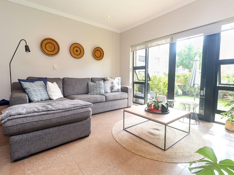 2 Bed 2 Bath Ground Unit For Sale! - Photo 2