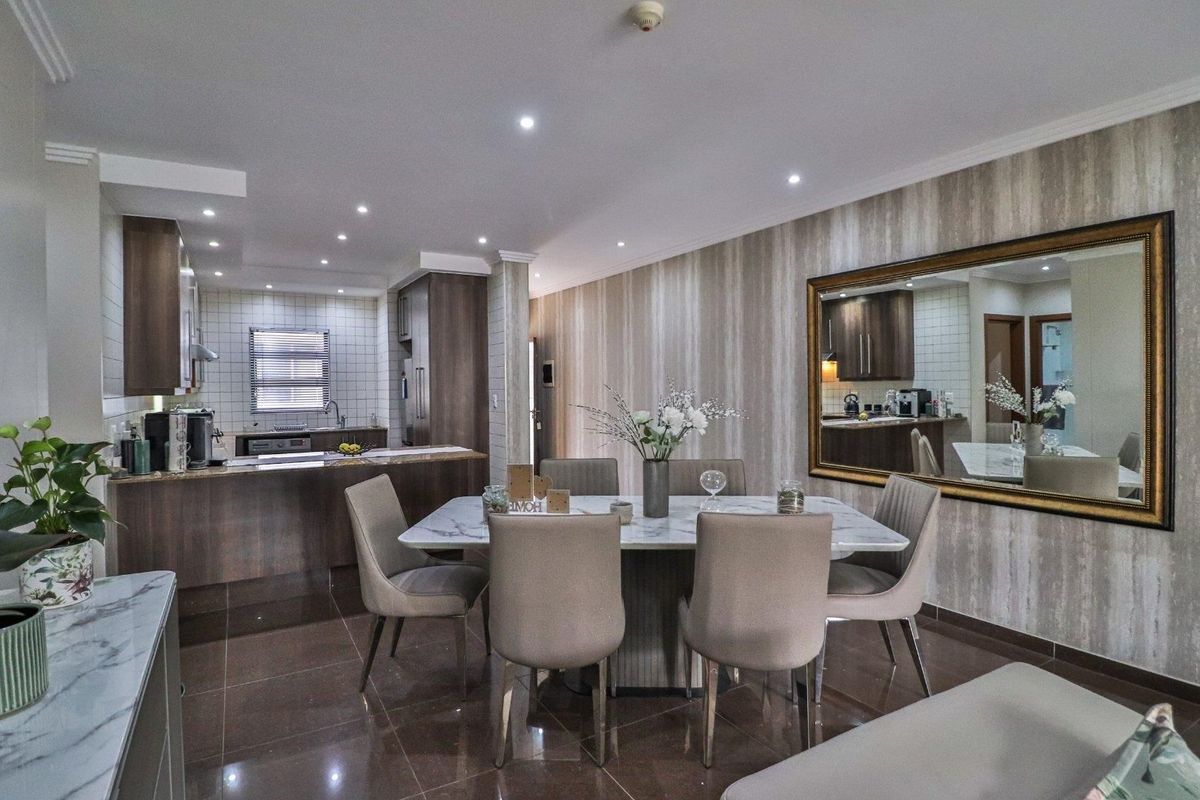 2 BEDROOM APARTMENT FOR SALE IN BEDFORD SQUARE - Photo 2