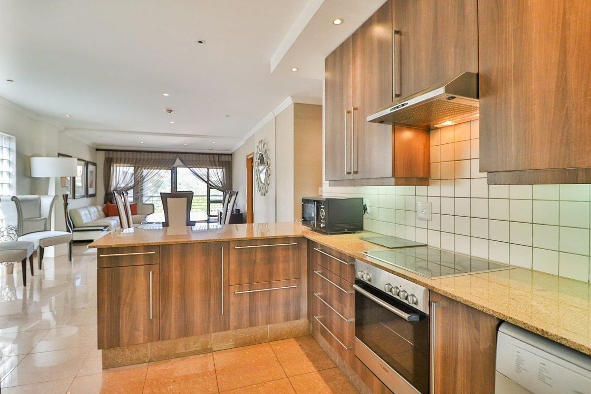 2 Bed Furnished Apartment For Sale in Bedford Square - Photo 3