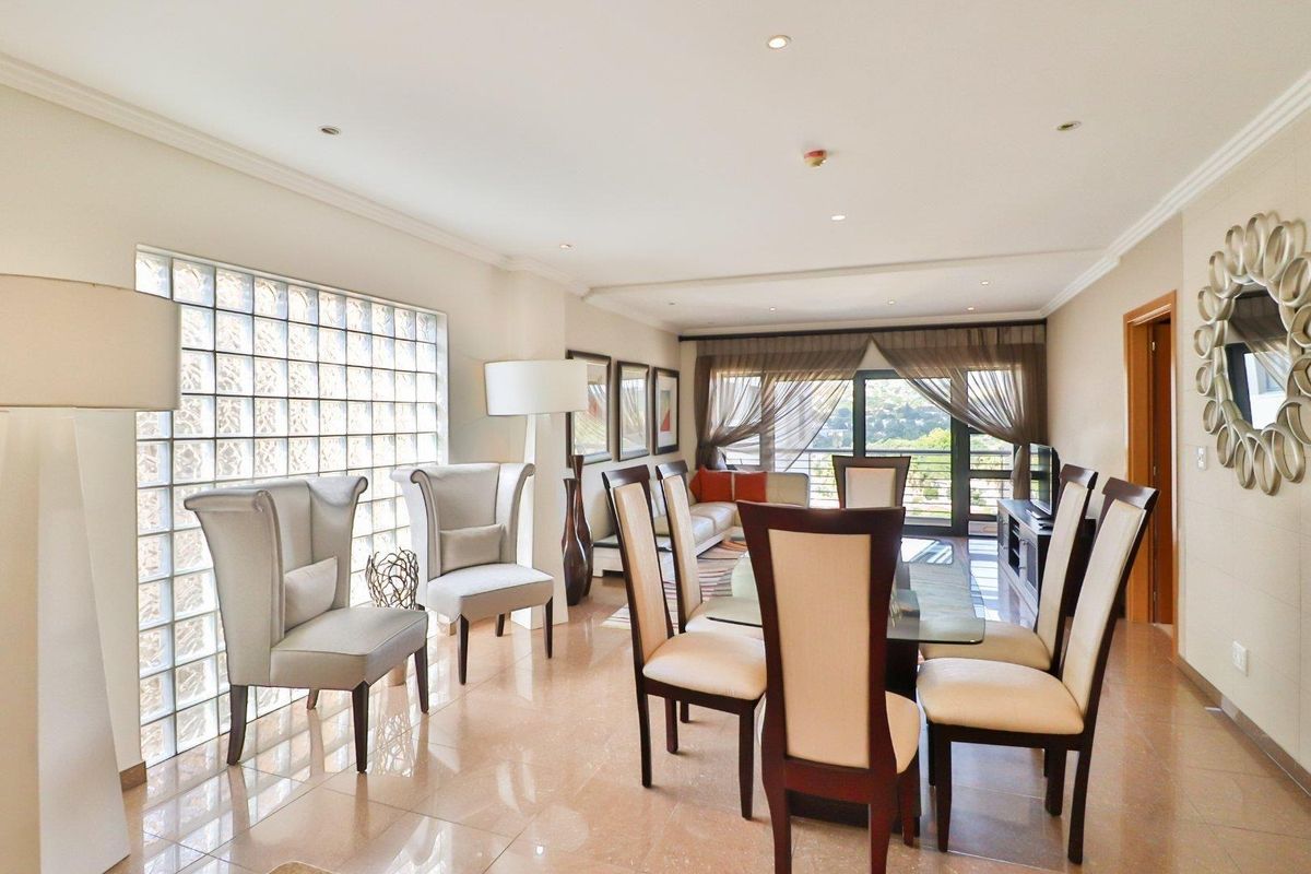 2 Bed Furnished Apartment For Sale in Bedford Square - Photo 2