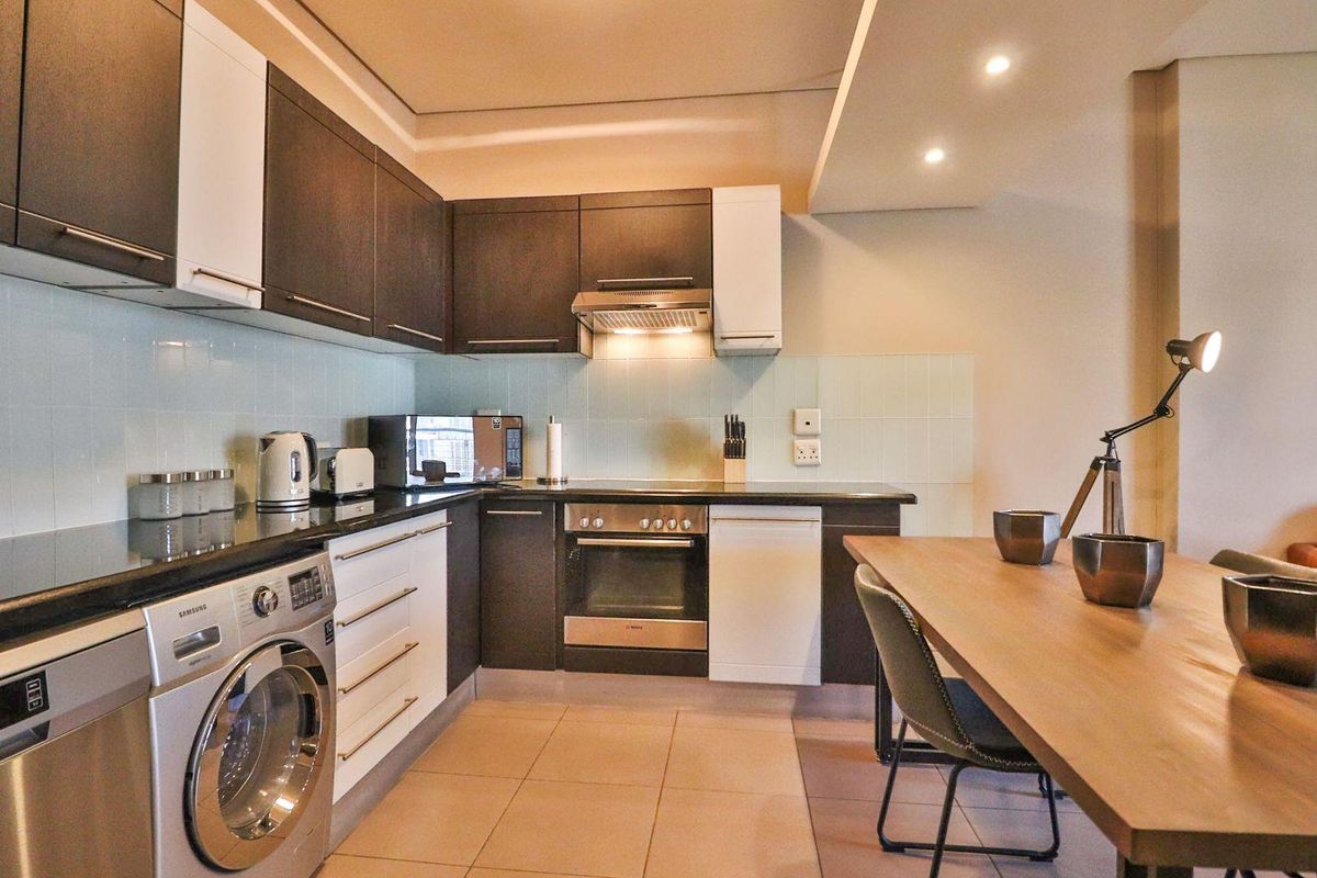 BRILLIANT INVESTMENT - 2 BED APARTMENT AT BEDFORD FOR SALE - Photo 4