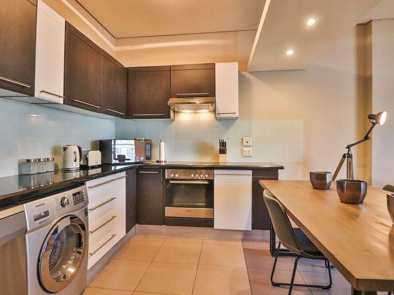 BRILLIANT INVESTMENT - 2 BED APARTMENT AT BEDFORD FOR SALE - Photo 4