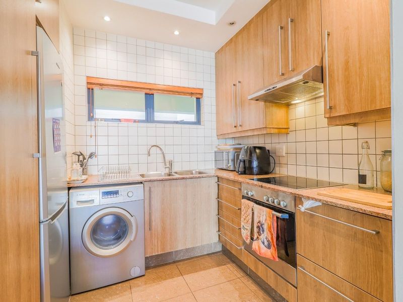 CALLING ALL INVESTORS AND FIRST TIME HOME OWNERS!!! - Photo 6